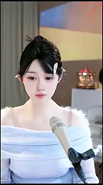 UUsweet 现场XXX聊天