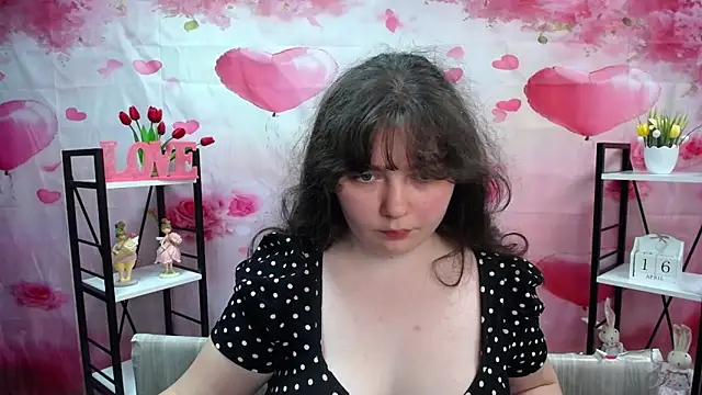 NeonilaLisova's Live XXX Chat