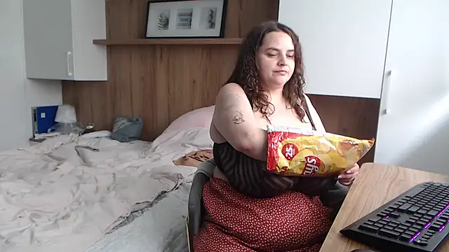 Lantti_Irres' Live XXX Chat