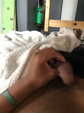 FuckBuddy0228のライブXXXチャット