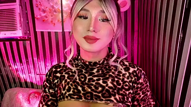 HoresCOCKLUCY 网络视讯表演