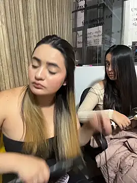 Antonella_JulietaのライブXXXチャット