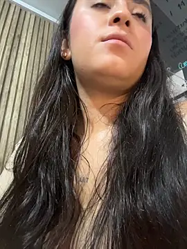 Antonella_Julieta live XXX chat