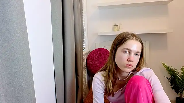 LoveXLexi: онлайн-секс-чат