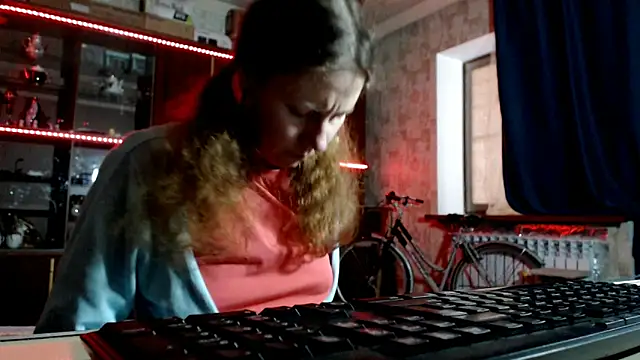 pa1e_pr1ncessのライブXXXチャット