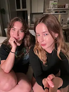 دردشة Nura_n_Sarah الجنسية المباشرة