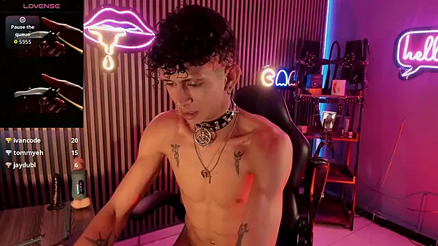 Maximoking26 Live XXX-Chat