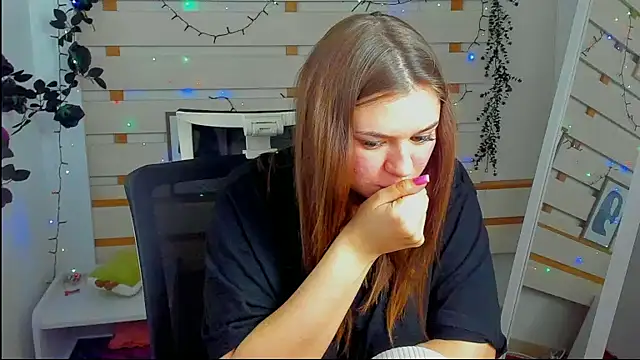 Josephine_Kiss élő XXX-chatje