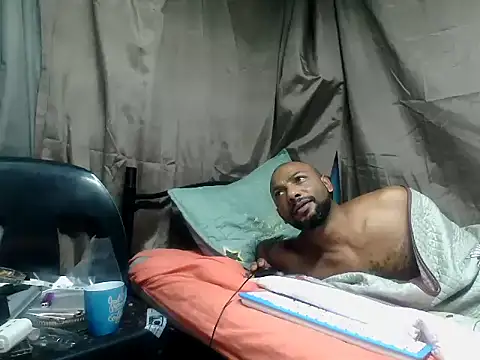 Chatroom XXX en direct de Camodick