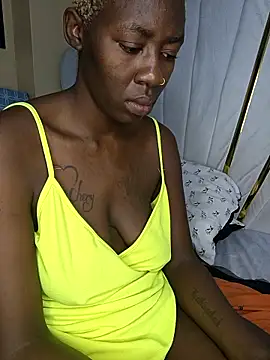 Chat +18 de SquirtQueen16 ao vivo