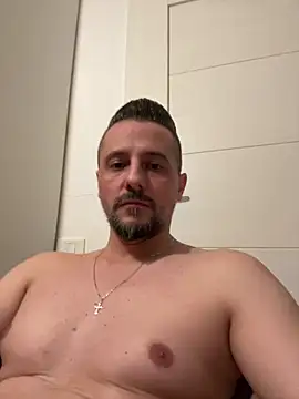 InsaneMattt লাইভ XXX চ্যাট