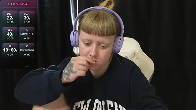 Živý XXX chat June_shy0