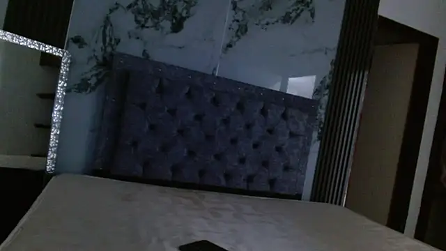 دردشة Nessa_blair الجنسية المباشرة