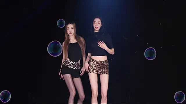 Bgirl-001's Live XXX Chat