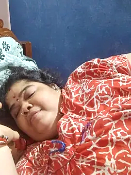tamilthanushri's Live XXX Chat