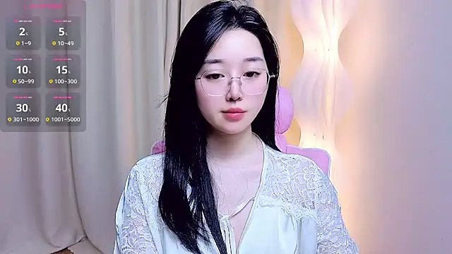 دردشة Miu-999 الجنسية المباشرة