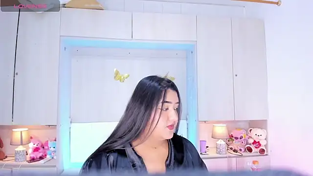 LilyWhitney Adlı Modelin Canlı XXX Sohbeti