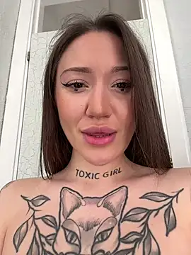 Chatroom XXX en direct de SaintSquirt