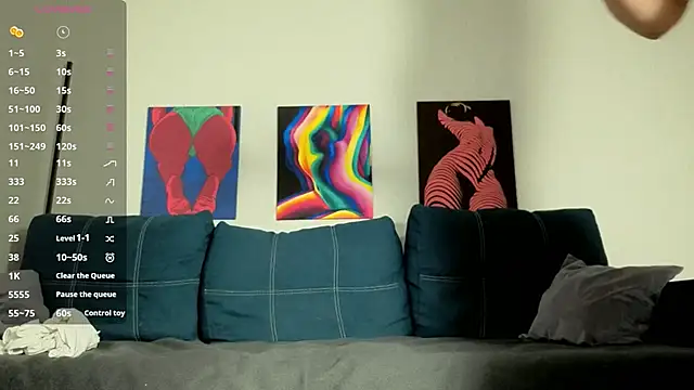 TrixiBell live XXX chat