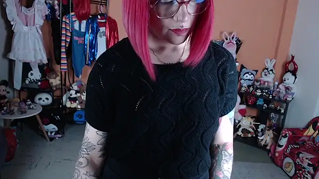 MissMiia2: онлайн-секс-чат