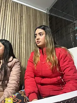 Antonella_Julieta Webcamshow