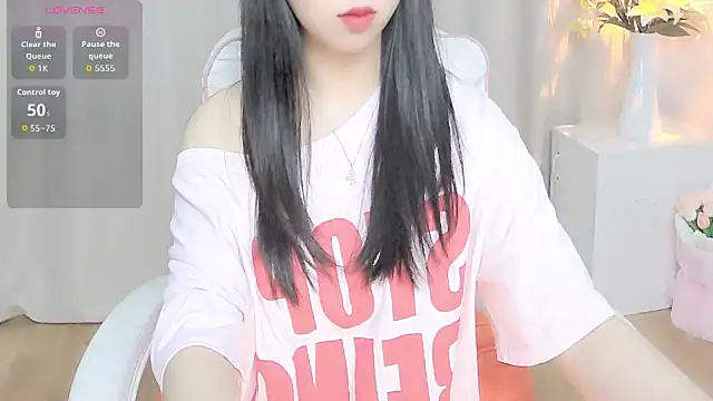 Sweet-Shuna 现场性爱视讯表演