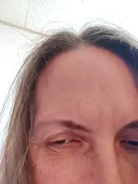 Živý XXX chat Evelina_cute