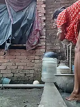 Sweet-runi webcam show