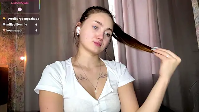 Chat XXX en directo de LoraDavi