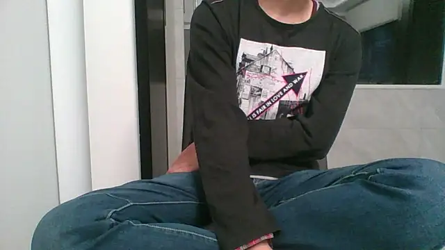 nole_china7 Show in webcam