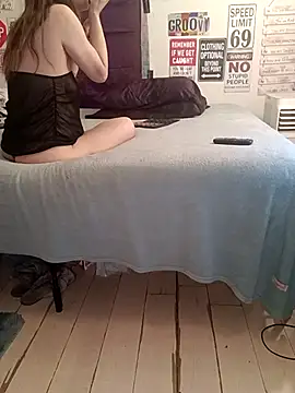 snowbird1117 即時 XXX 聊天