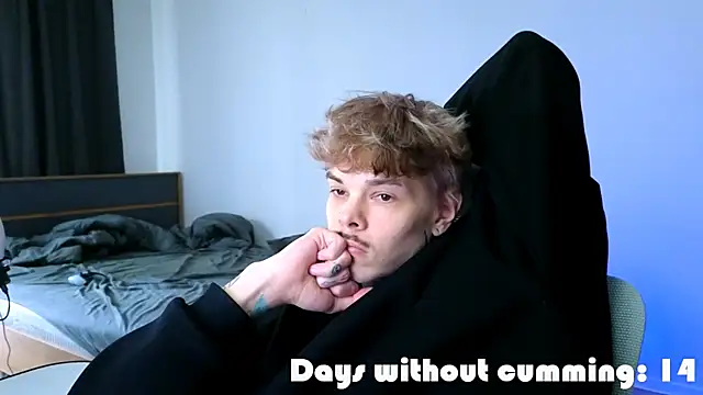 DENIS_HERE Adlı Modelin Canlı XXX Sohbeti