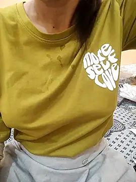 Rising_Queen's Webcam Show