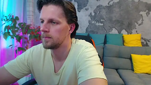 VikingChrisss Adlı Modelin Canlı XXX Sohbeti