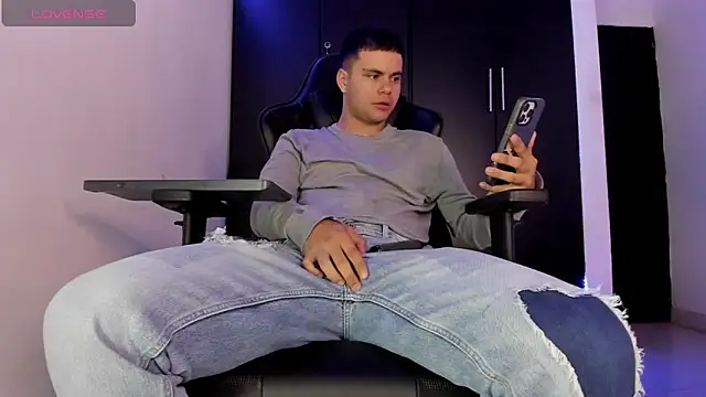 Liam_Mateo Adlı Modelin Web Kamerası Şovu