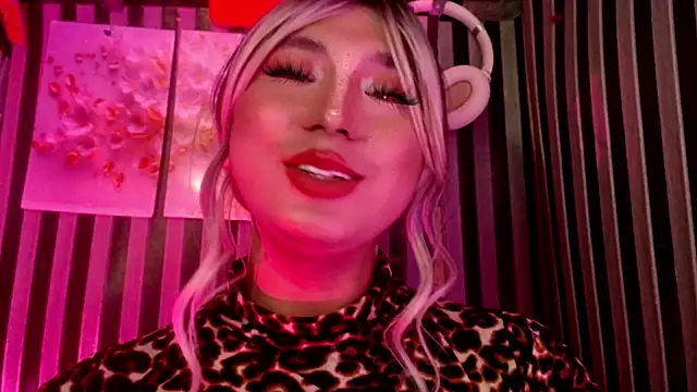 HoresCOCKLUCY Pertunjukan Webcam