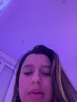 Lusty_Lunaa Adl ı Modelin Canlı XXX Sohbeti