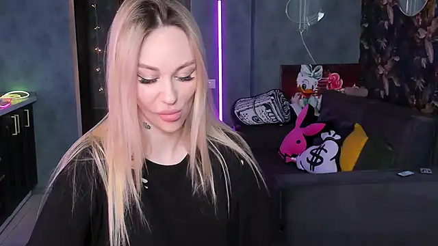 Blckmirrorr Live XXX Chat