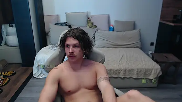 Sunny-Girl1のライブXXXチャット