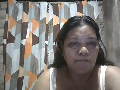 Pokazy przed kamerką – xxbernxxx