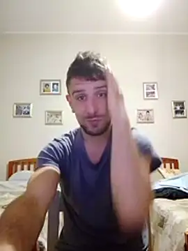 Show modela Mcsimotoro na web-kameri