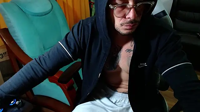 sebastian_horny Webcam-Show