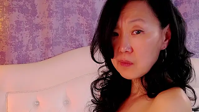 S_andra_ élő XXX-chatje