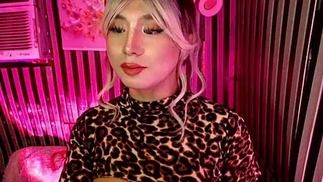 HoresCOCKLUCY 网络视讯表演