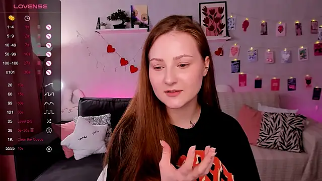 velvet_cherry_: онлайн-секс-чат