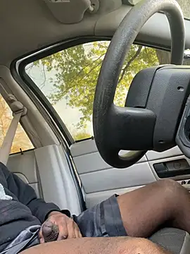 Bigdickbobby91: онлайн-секс-чат