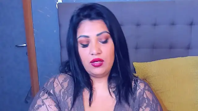 AmyCubes élő XXX-chatje