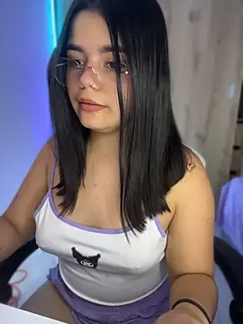 2Angela_ Chat XXX live