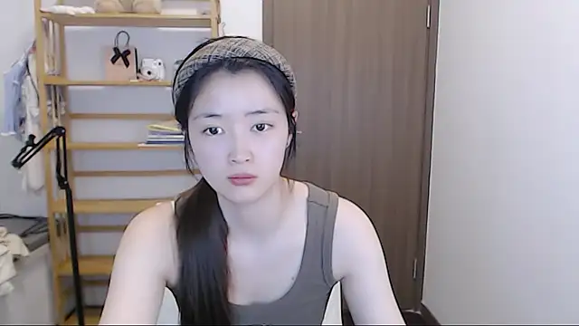 Mimi-cnbaby Chat XXX in diretta