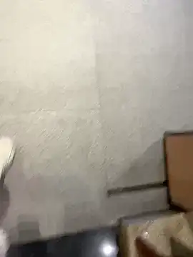 littleqiu 即時 XXX 聊天